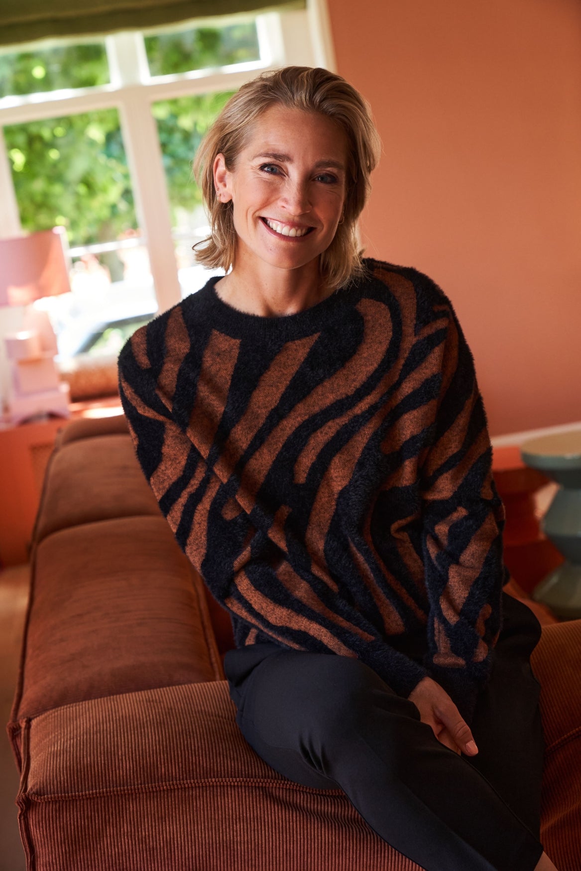 Flair LS-RMJ Furry Print Knit | Tortoise Shell-Black