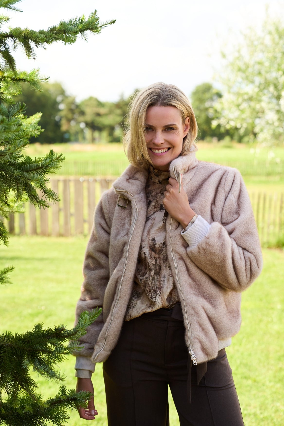Jas Shields LS-RMJ Shaggy Faux Fur | Buttercream