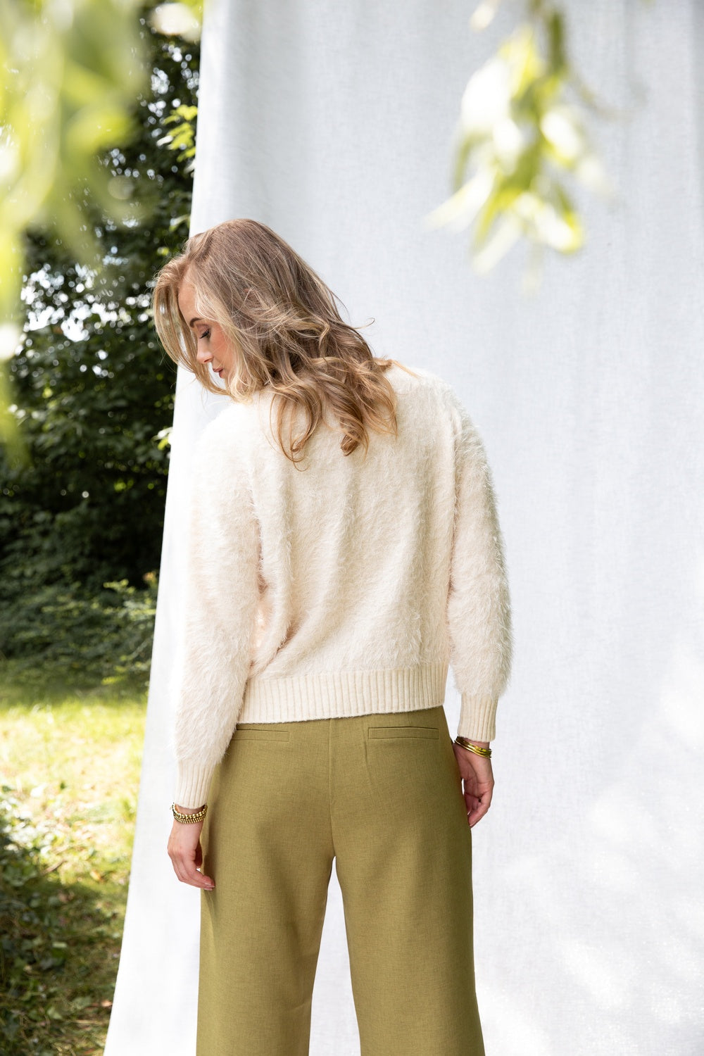 Hairy Feather Cable | Off White