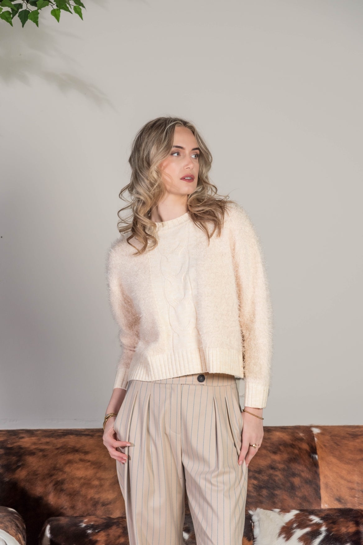 Hairy Feather Cable | Off White