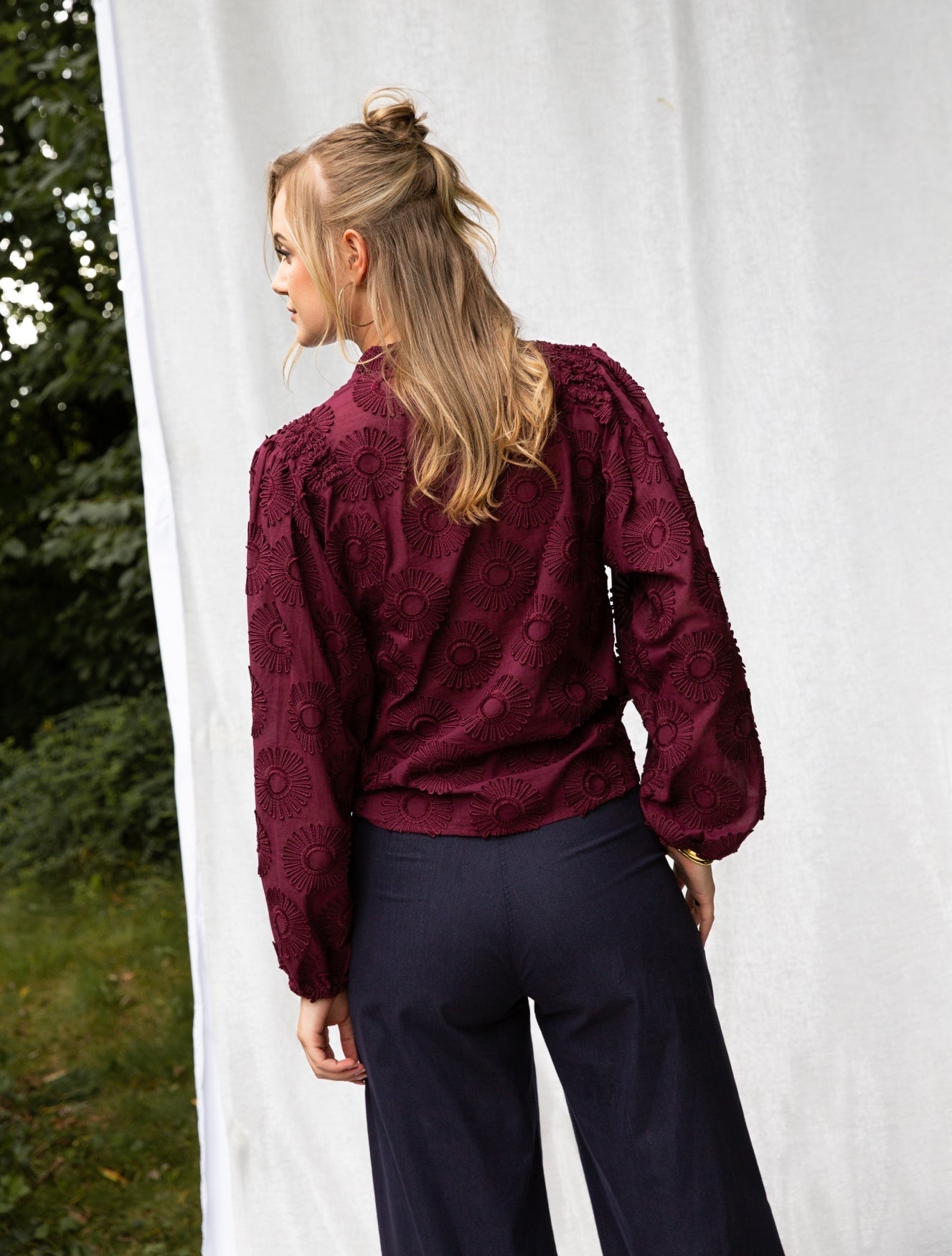 Job Flower Embroidery | Bordeaux