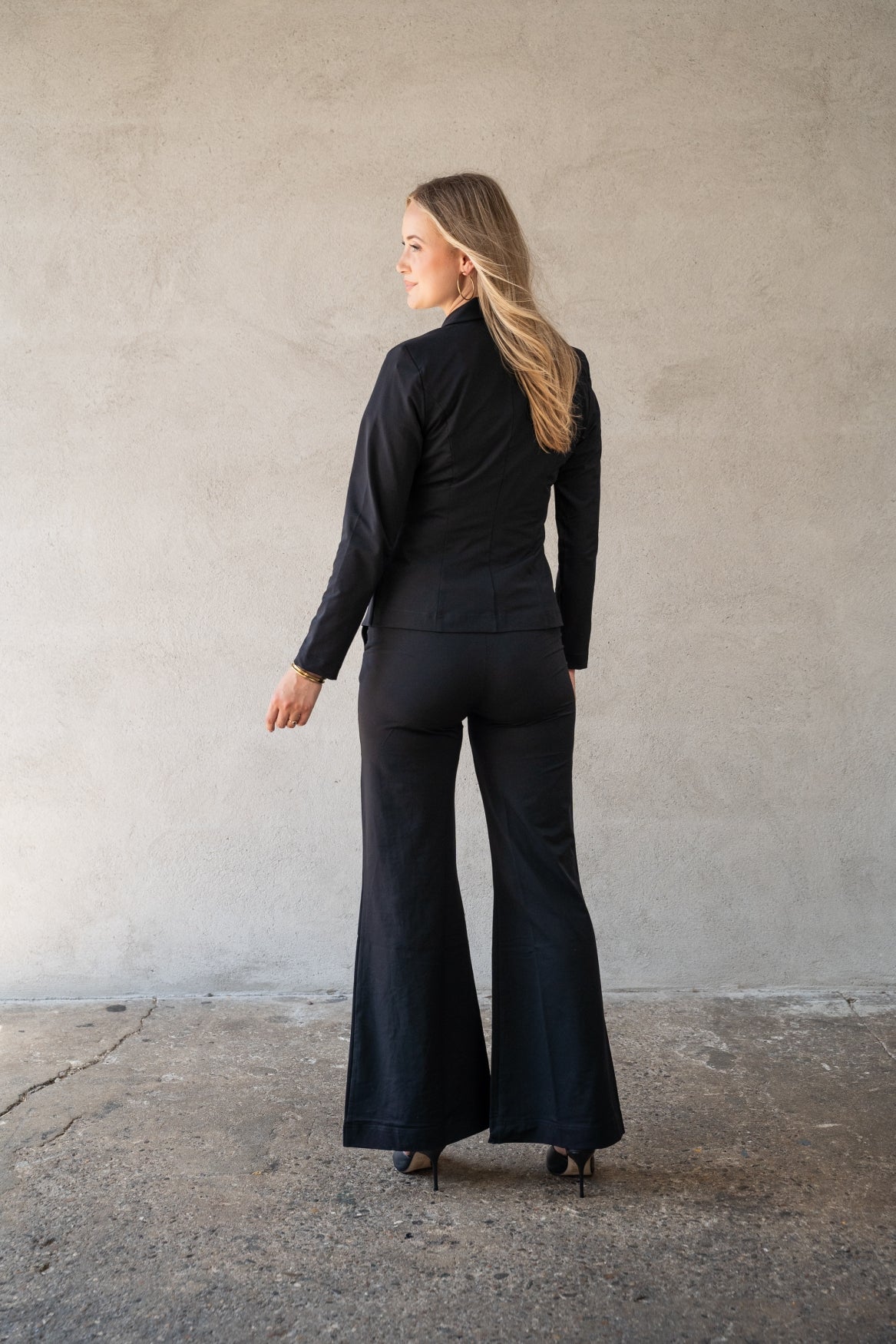 Ingrid Basic Travel | Black