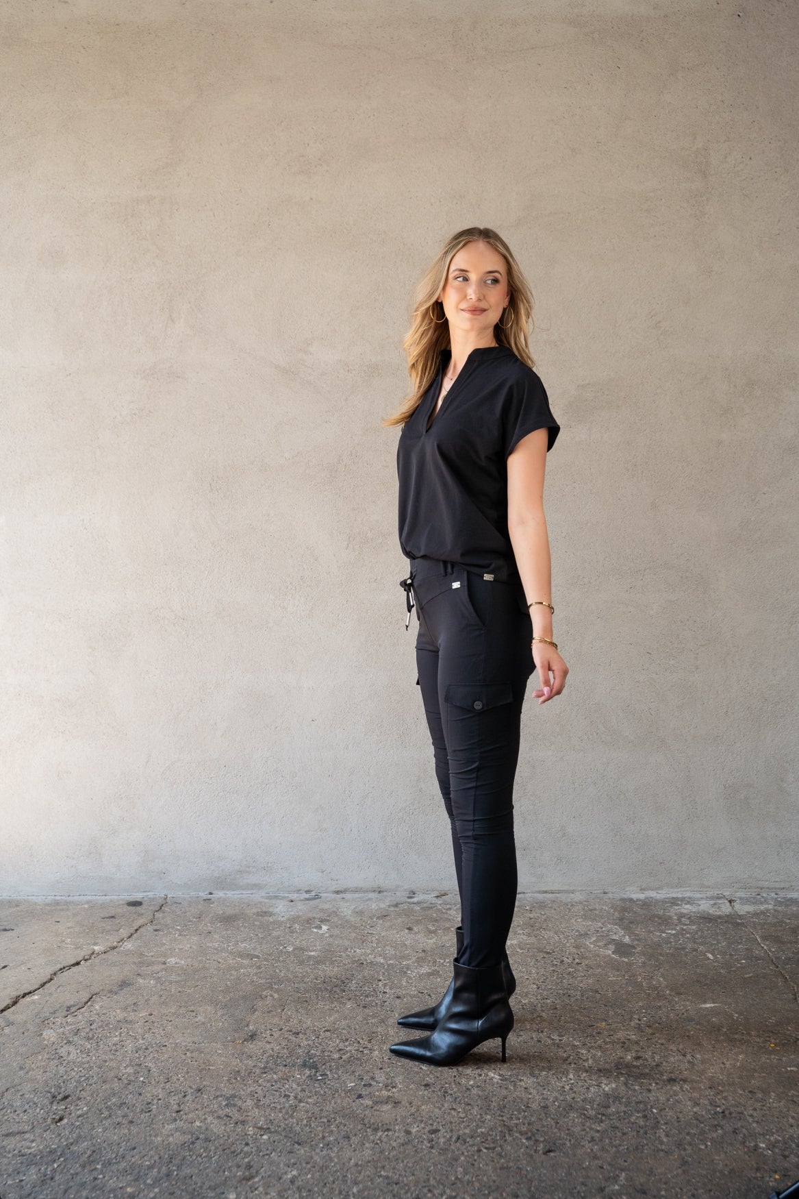 Stella Basic Travel | Black