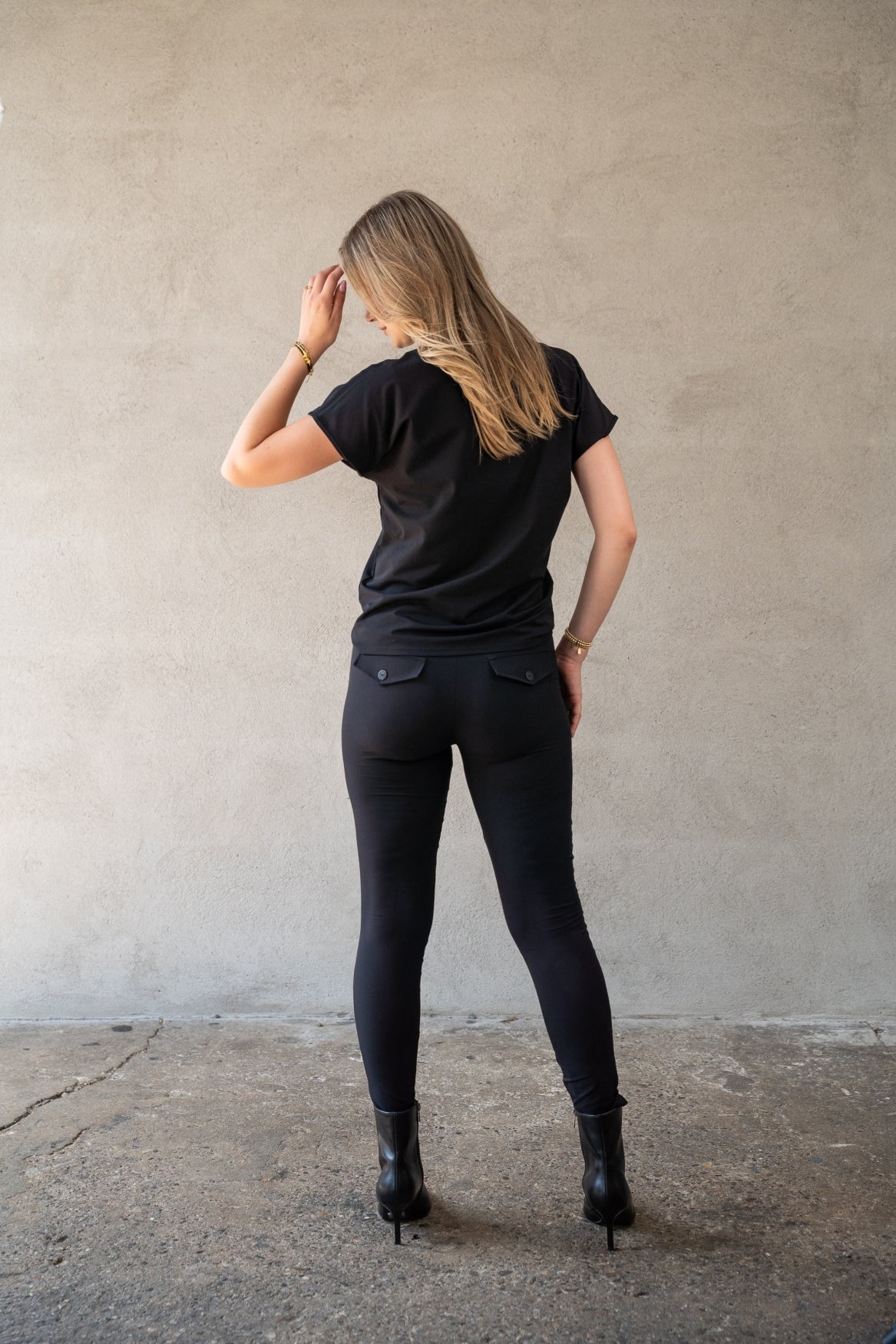 Zoe Basic Travel | Black
