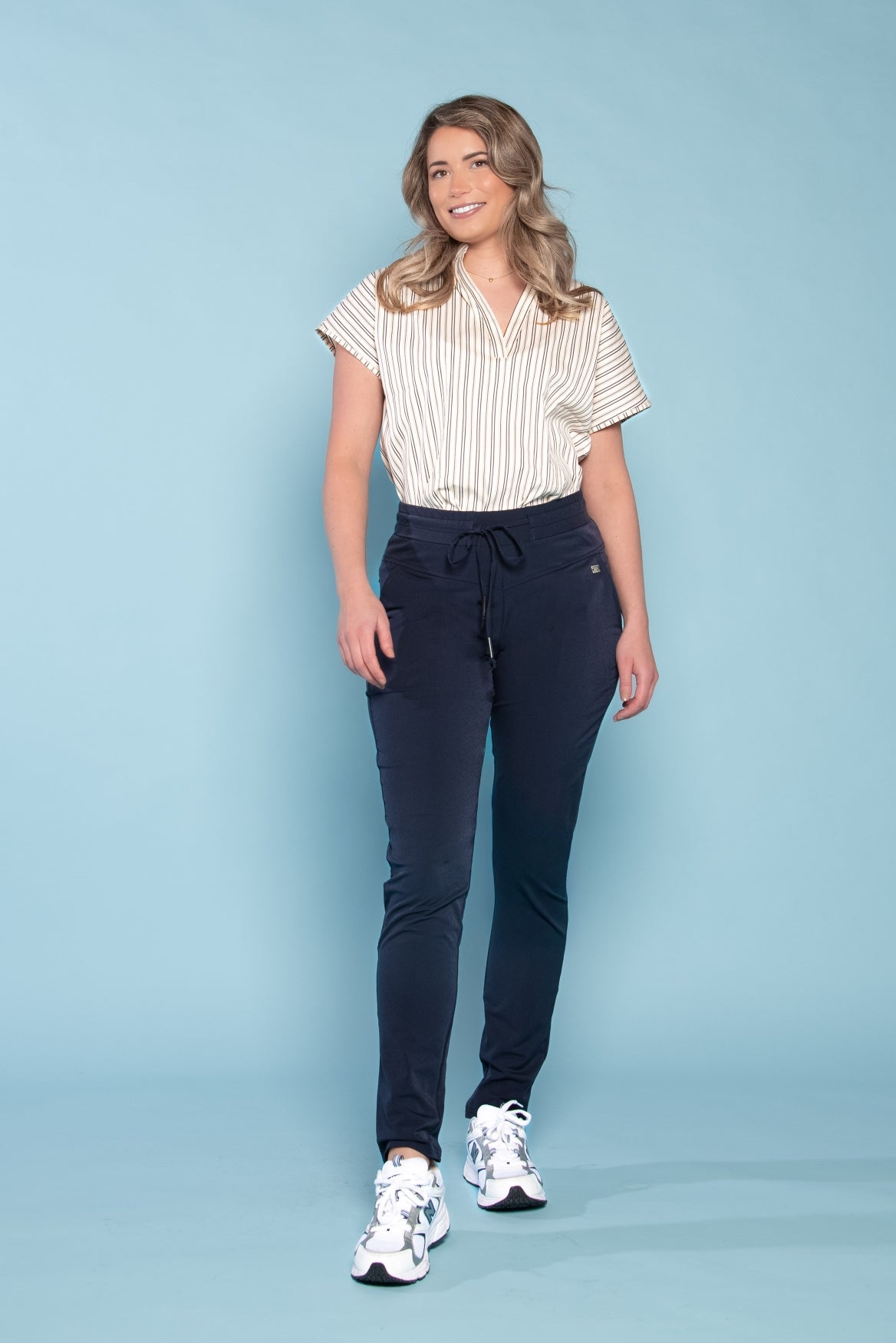 Stella | white - black