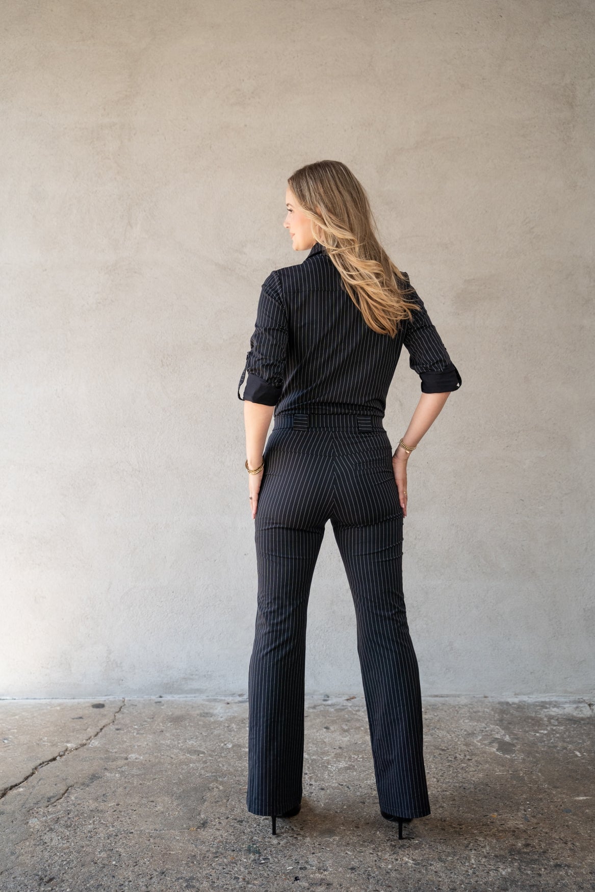 Mara LS | Pinstripe Black