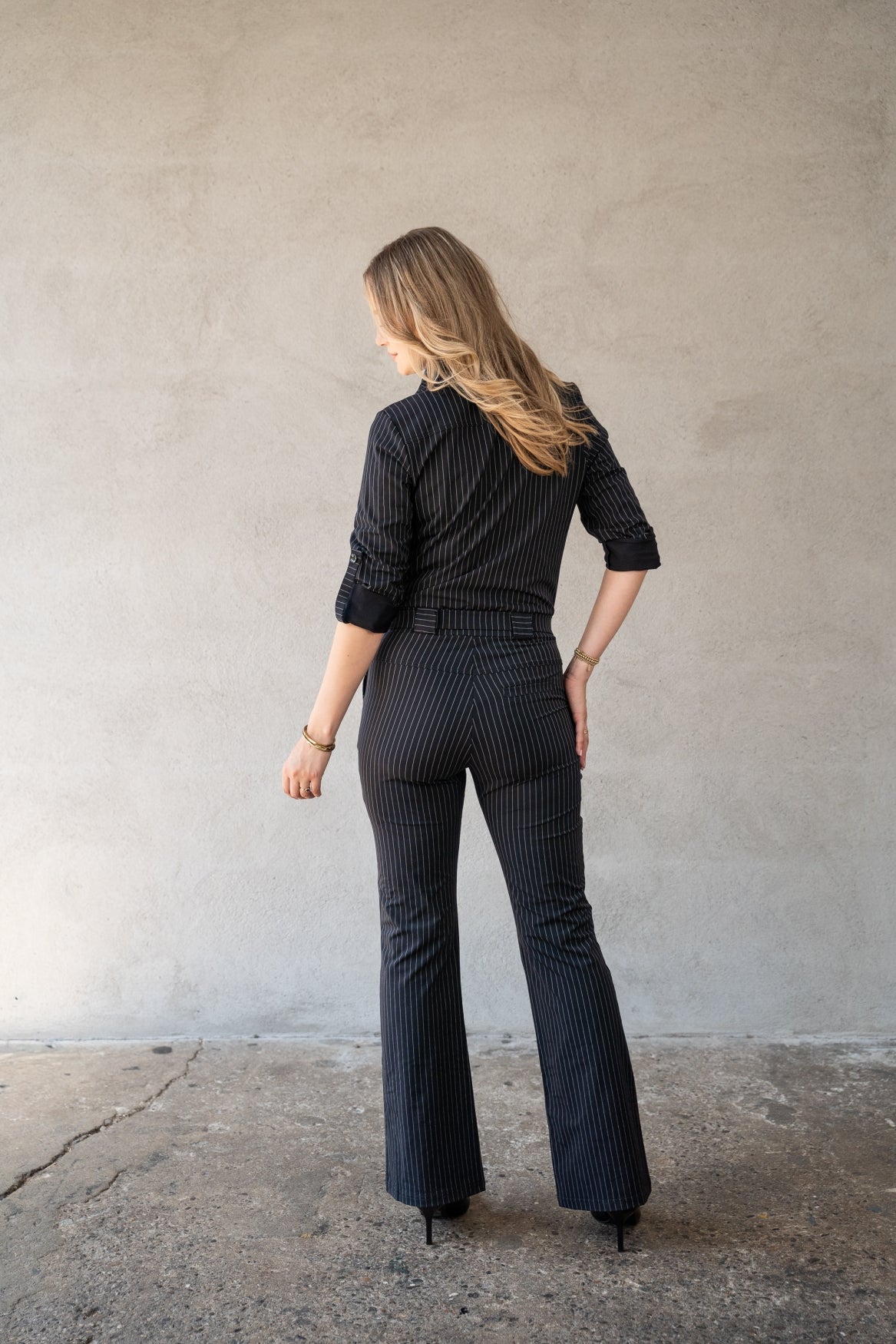 Mara LS | Pinstripe Black
