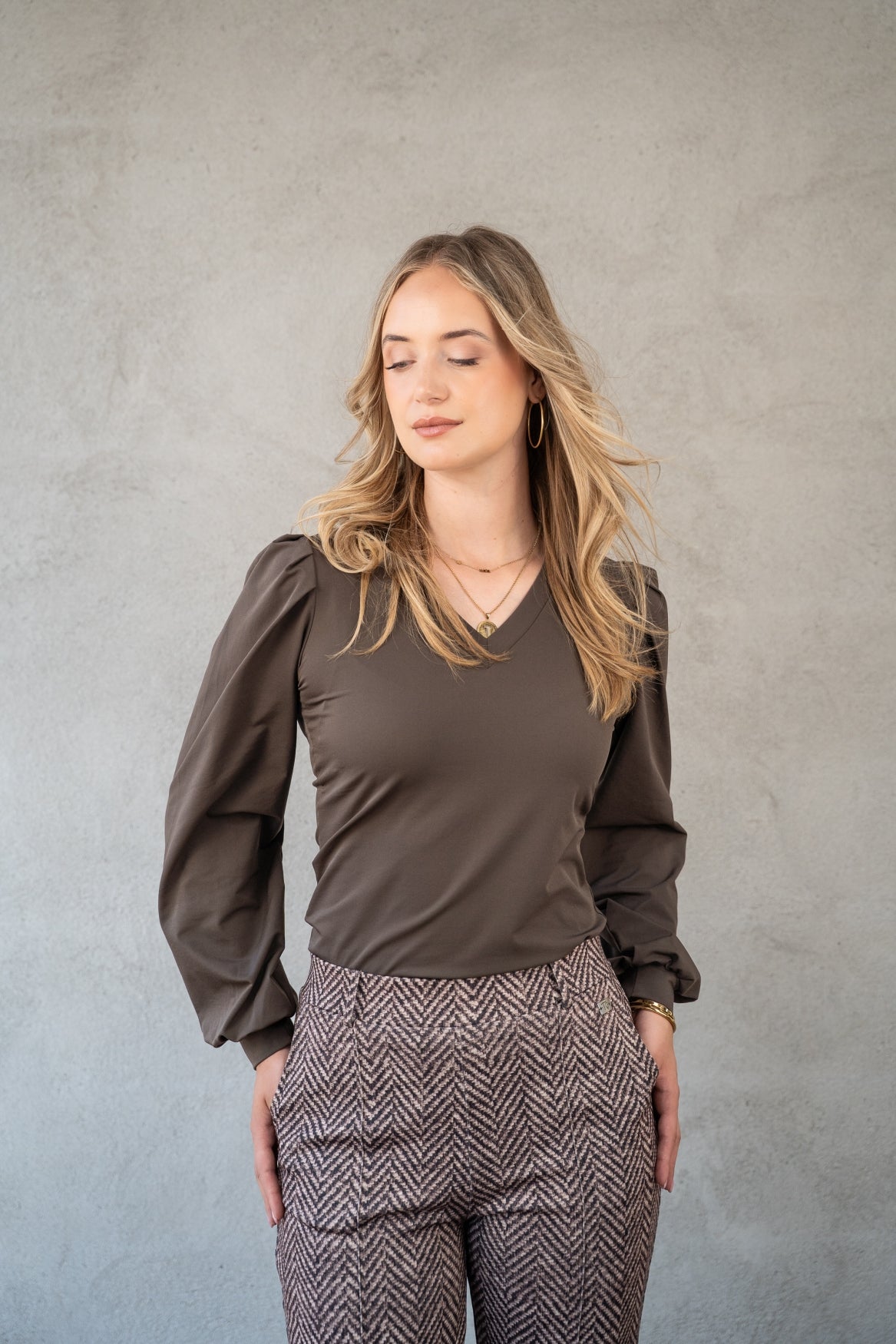 Rana 3/4 Seasonable Travel | After Dark