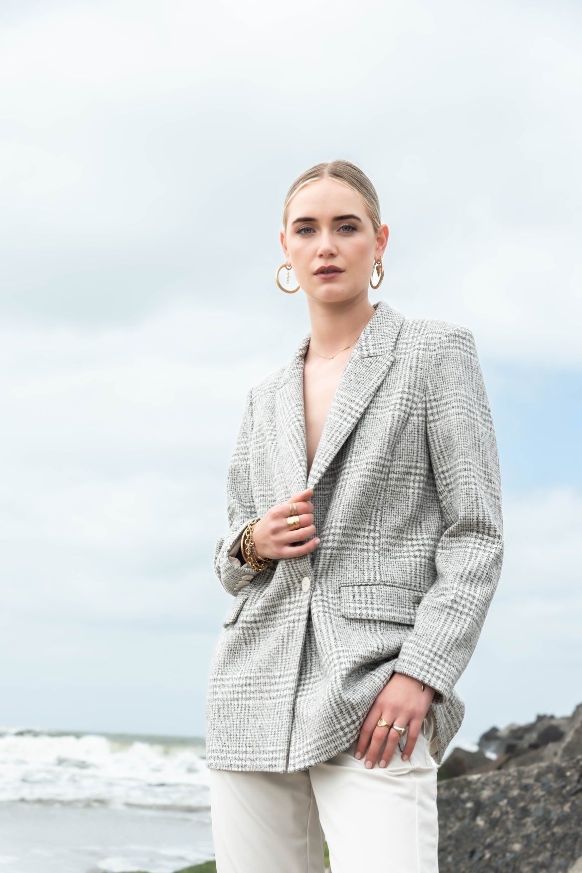 Teska | grey - offwhite