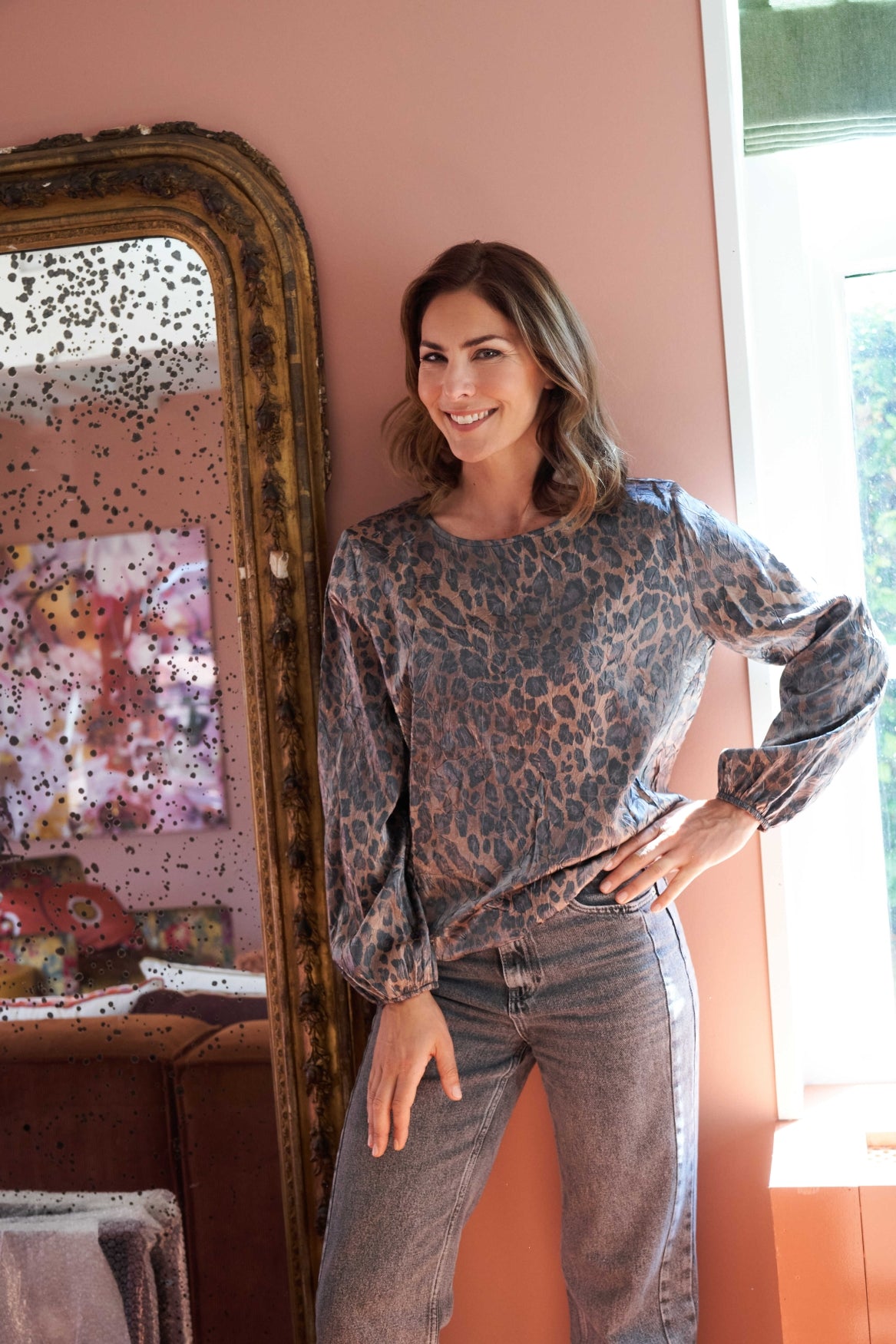 Delina LS Lion Brown Panther Deluxe Shiny Polyester | Lion Brown