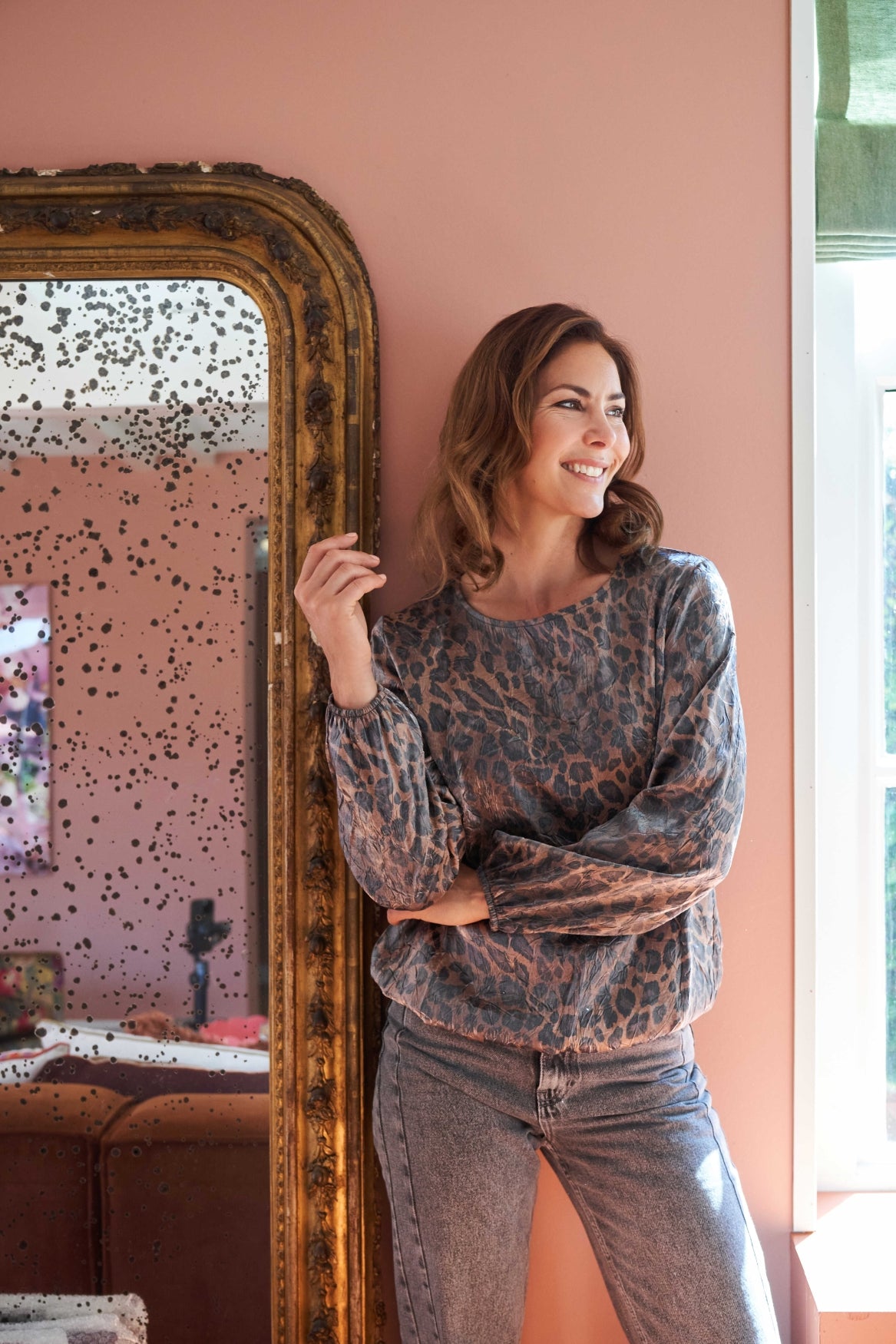 Delina LS Lion Brown Panther Deluxe Shiny Polyester | Lion Brown