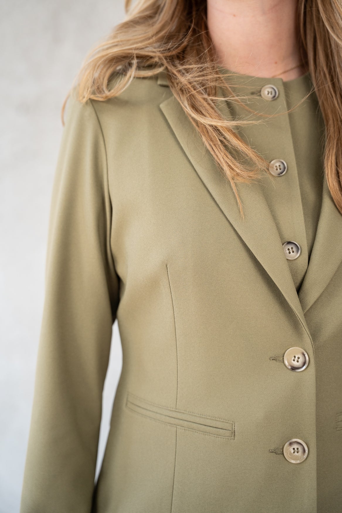 Blazer Manja V Soft Textured | Dusky Green