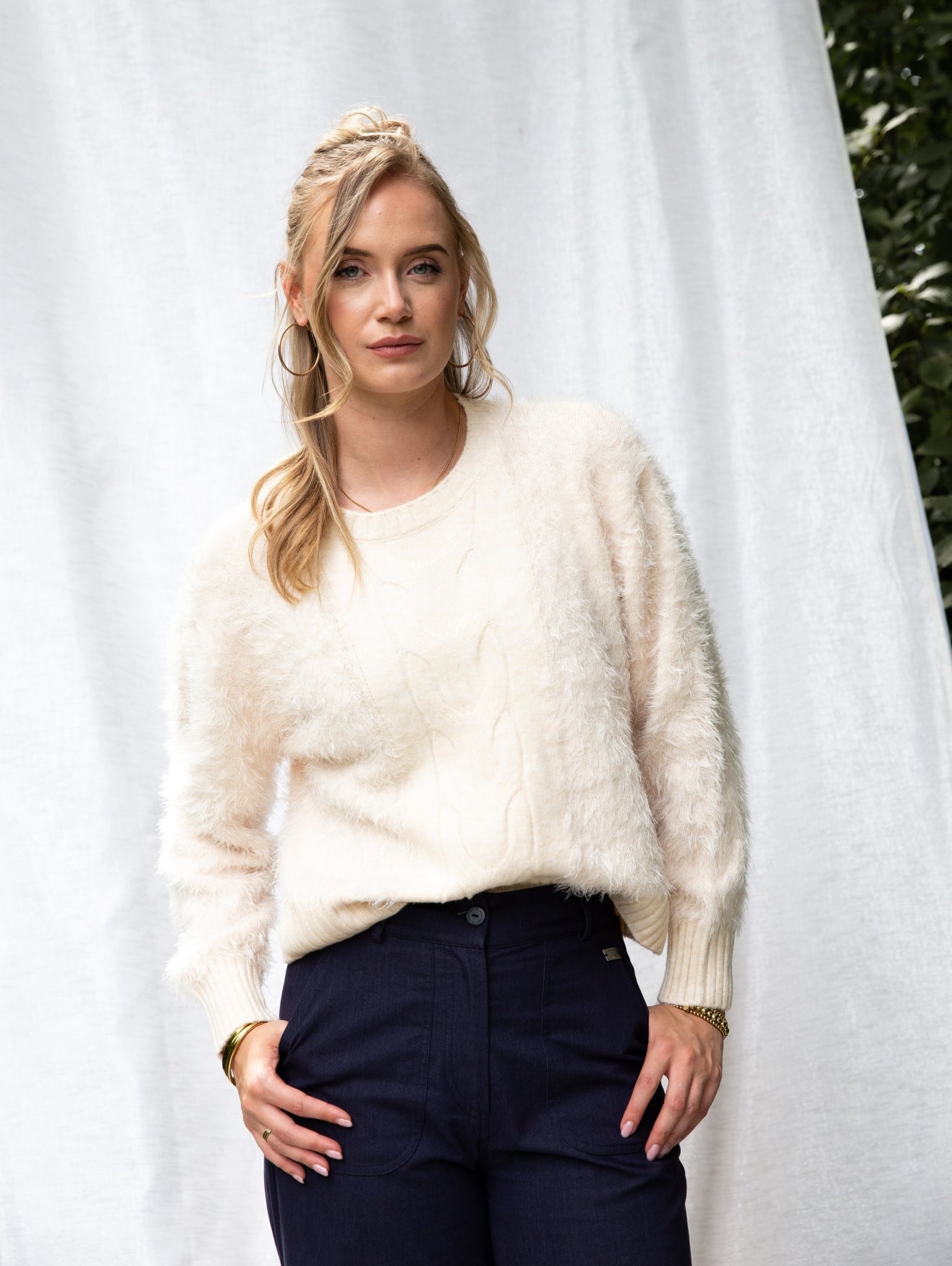 Hairy Feather Cable | Off White