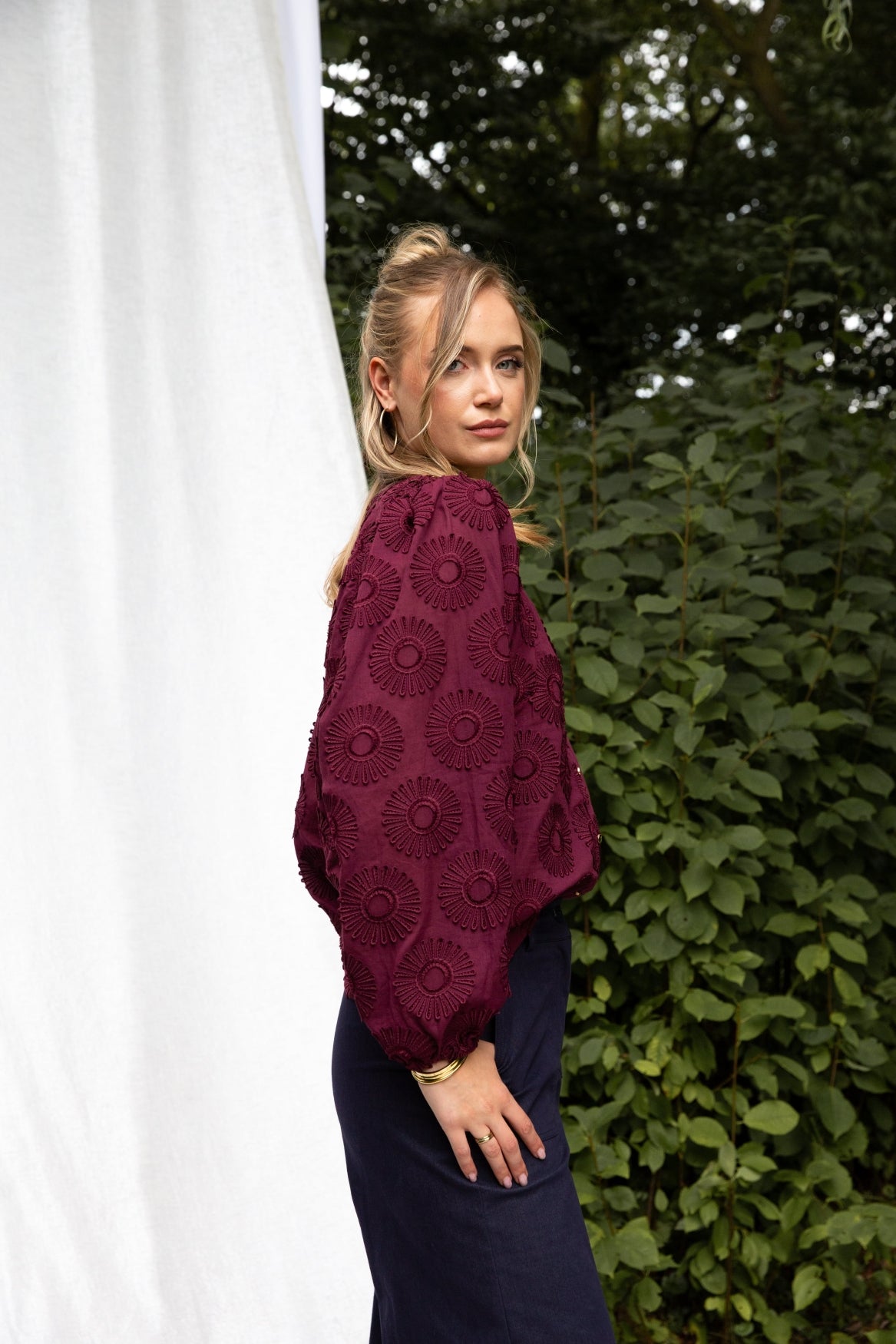 Job Flower Embroidery | Bordeaux