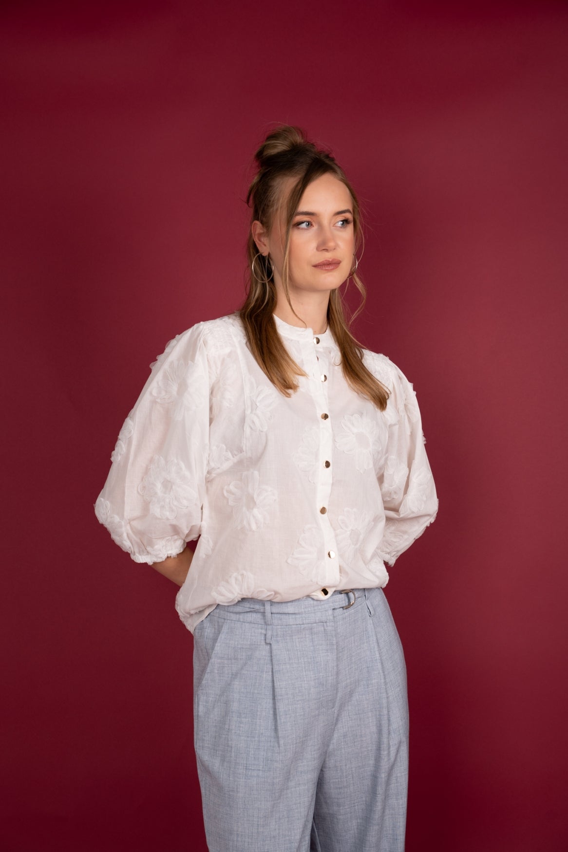 Job Cordella Sun Flower | White