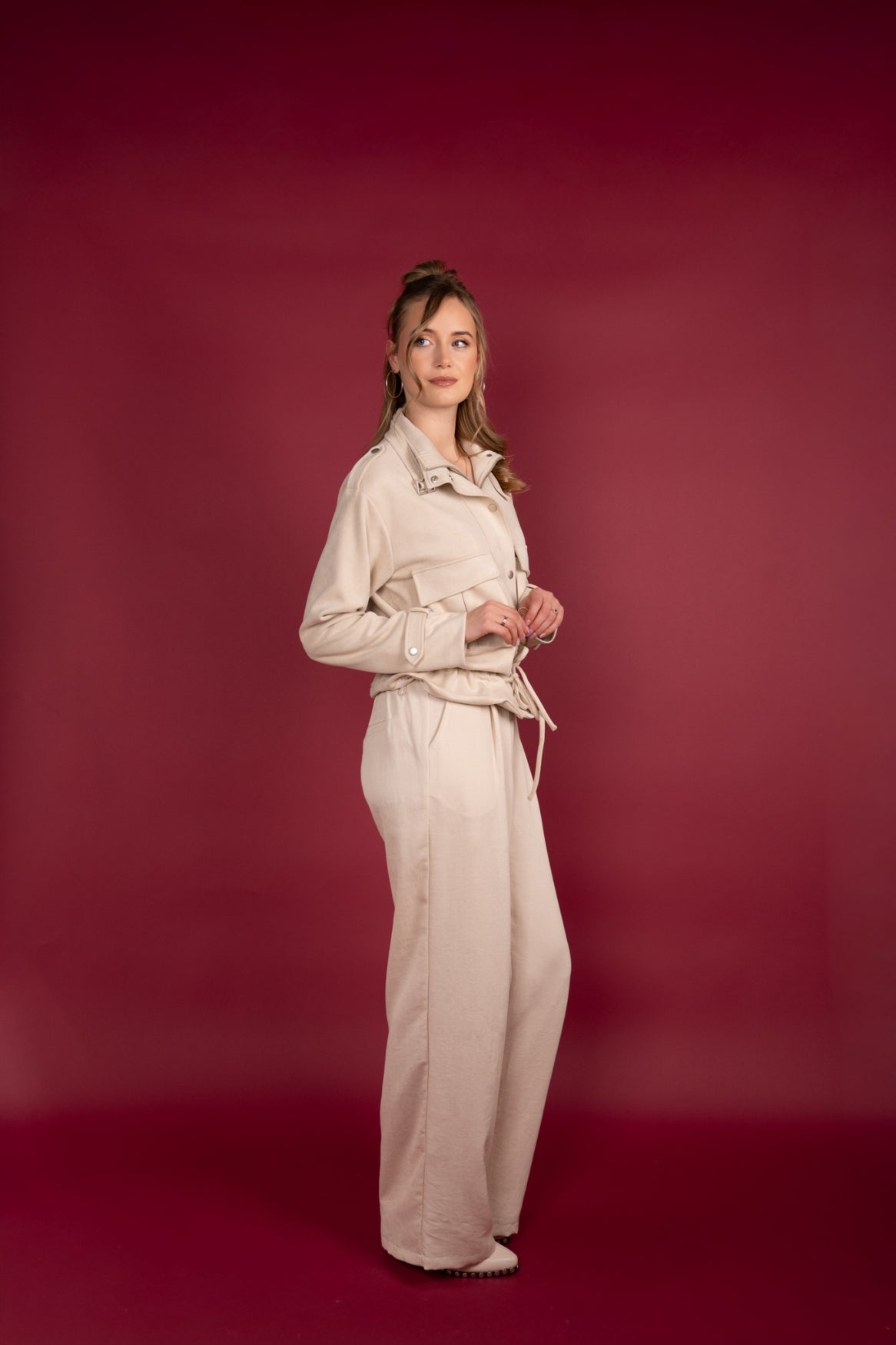 Yannie Suedine | Kit