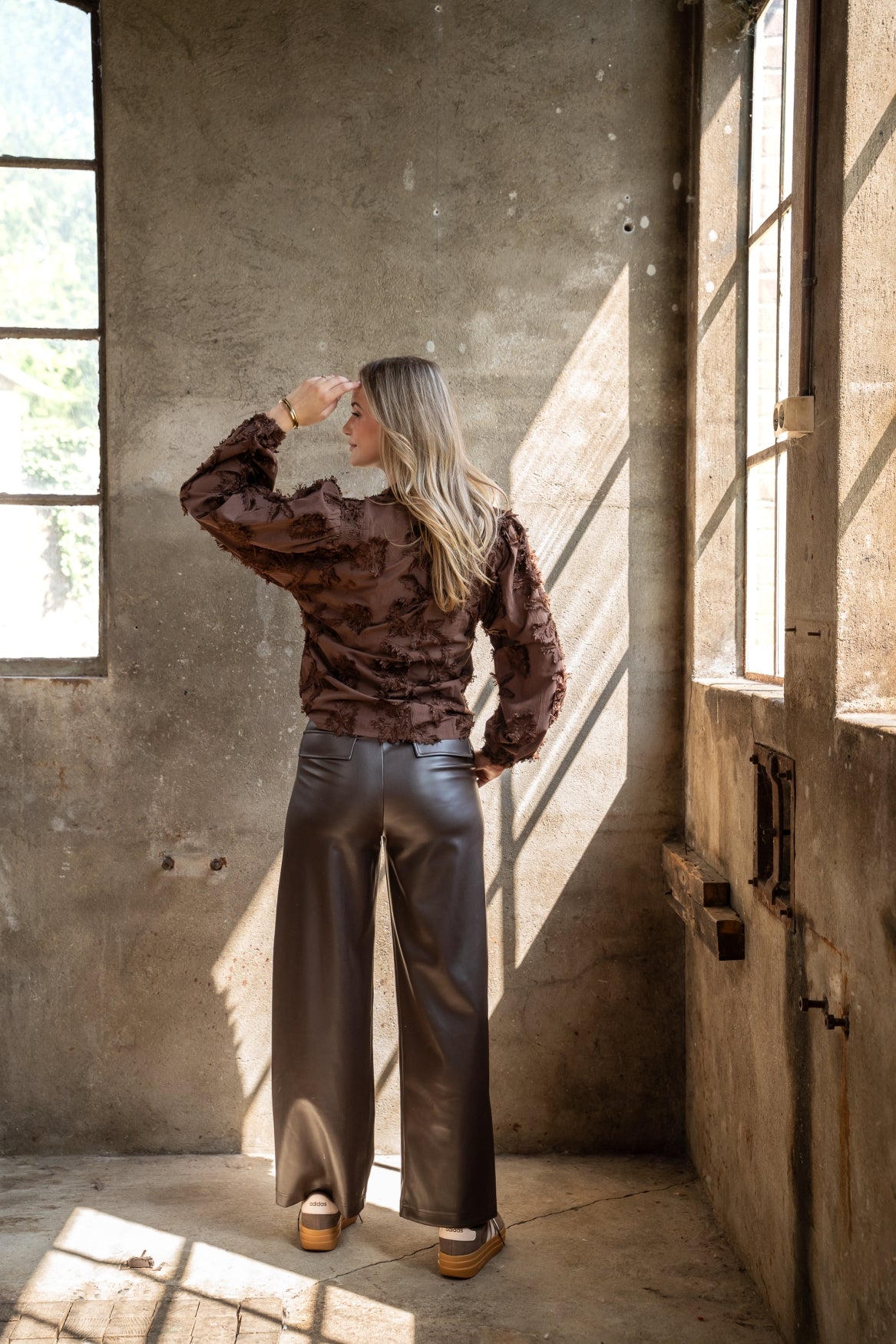 Pantalon Eliska Smooth Immitation Leather | Dark Brown
