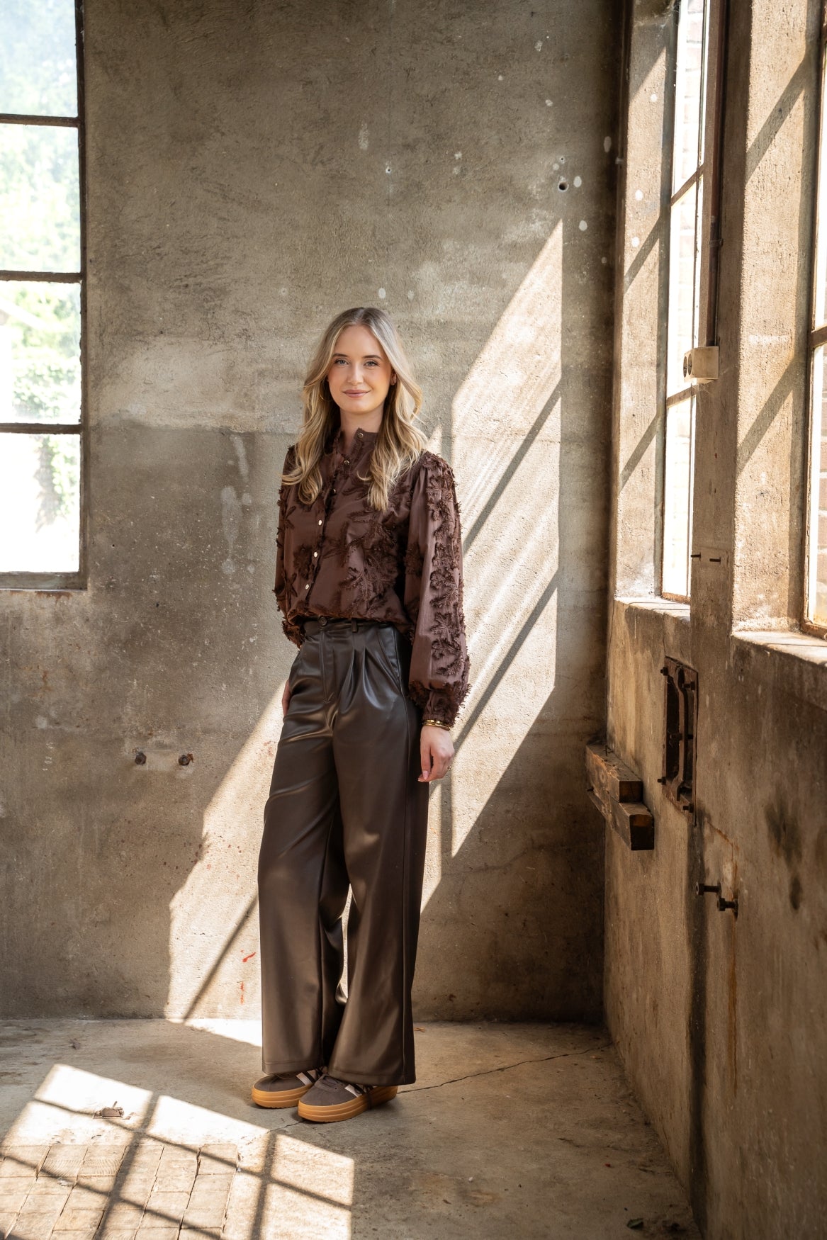 Blouse Job LS Leaves Embroidery | Brown