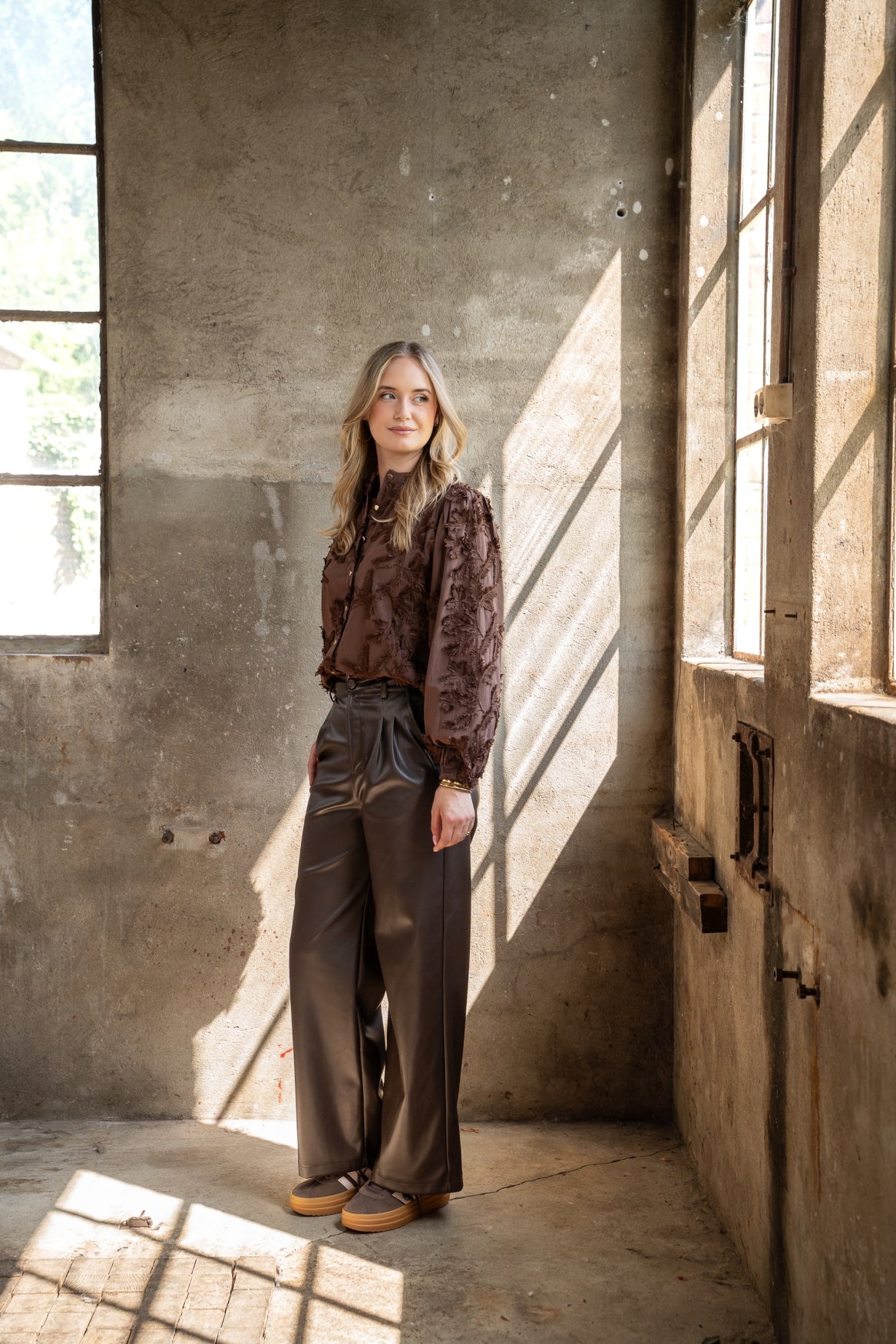Blouse Job LS Leaves Embroidery | Brown