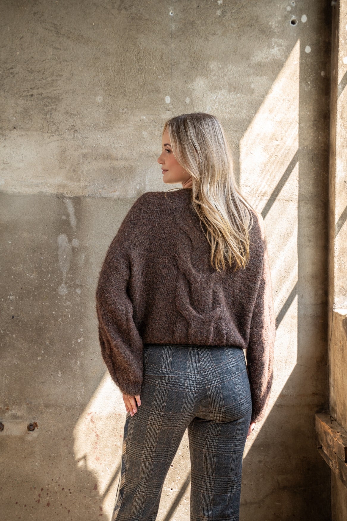 Trui Nadia Loose Knit Cable | Brown