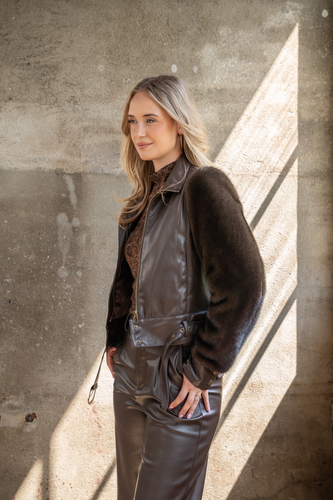 Marika Smooth Immitation Leather | Dark Brown