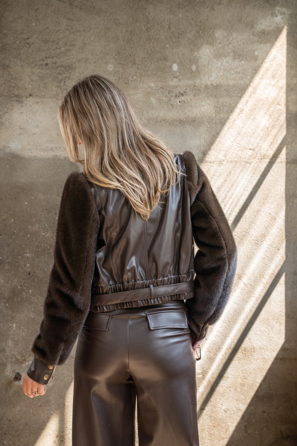 Marika Smooth Immitation Leather | Dark Brown