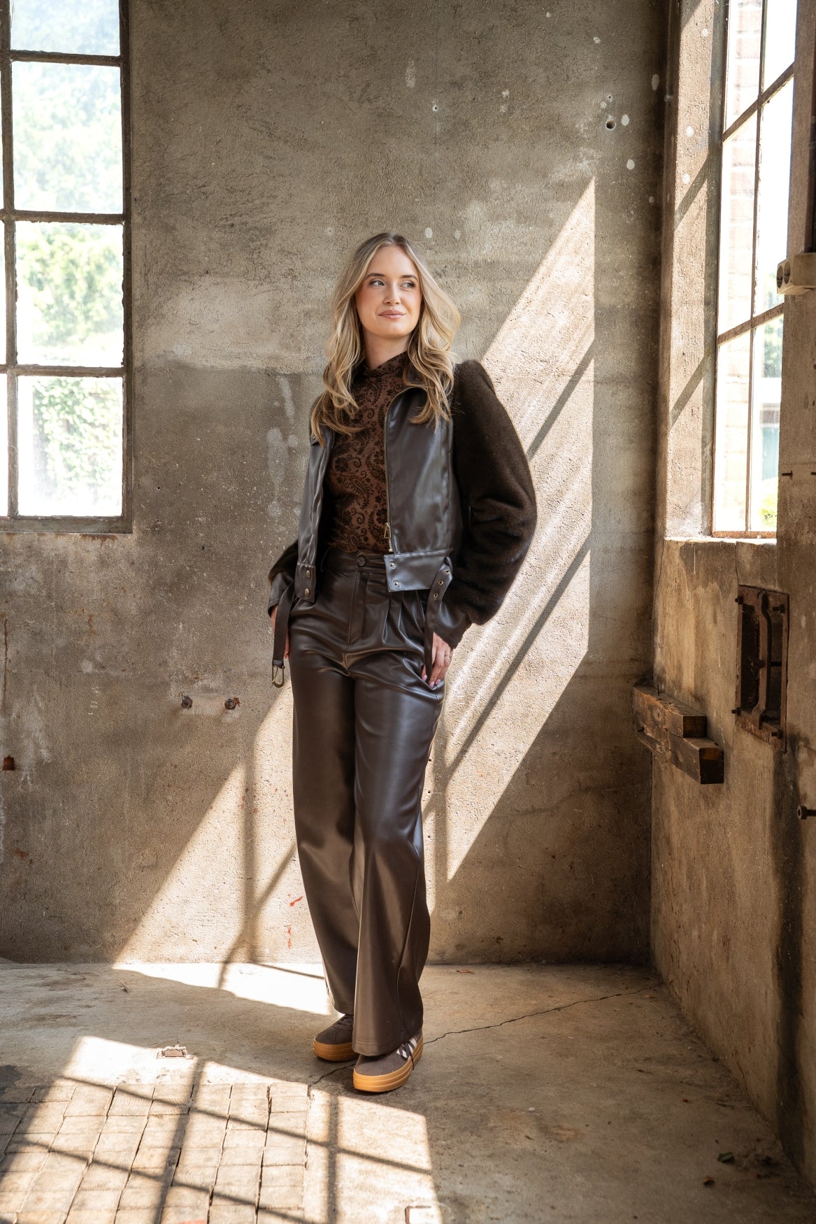 Top Friede Mesh Velour Print | Mid Brown
