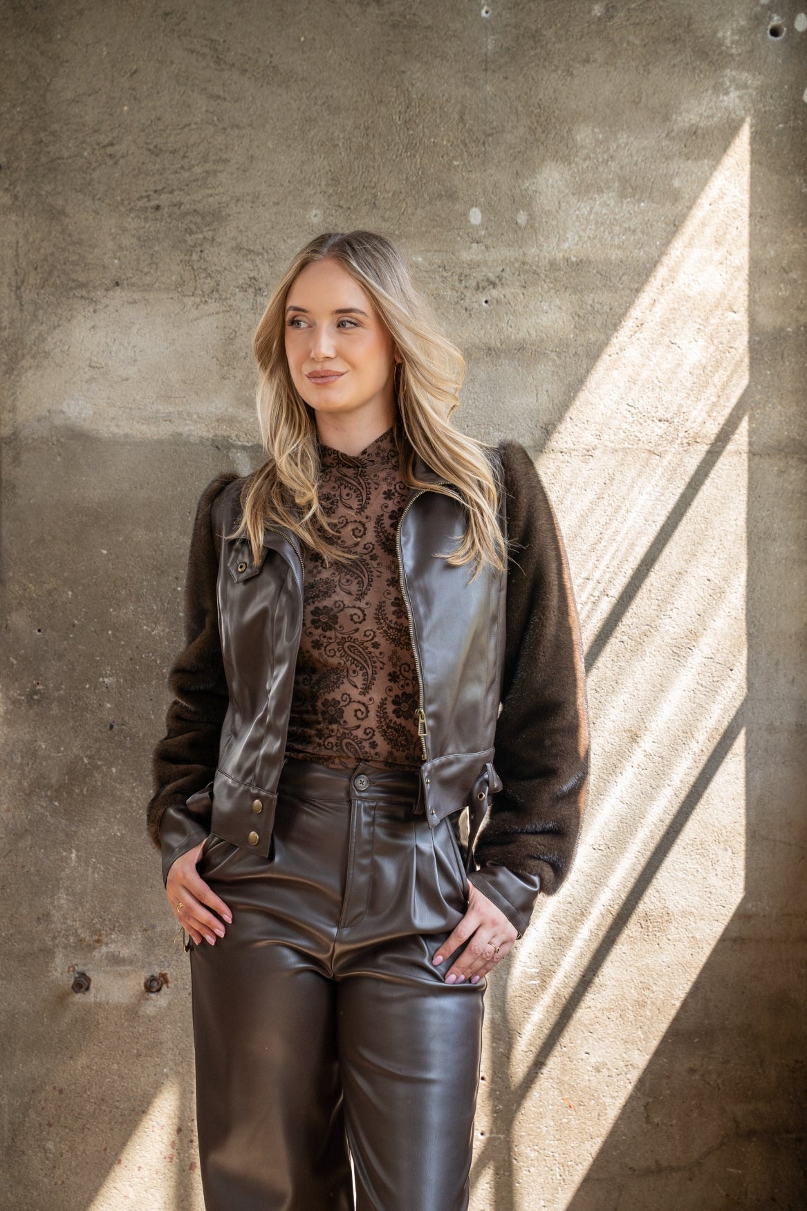Top Friede Mesh Velour Print | Mid Brown