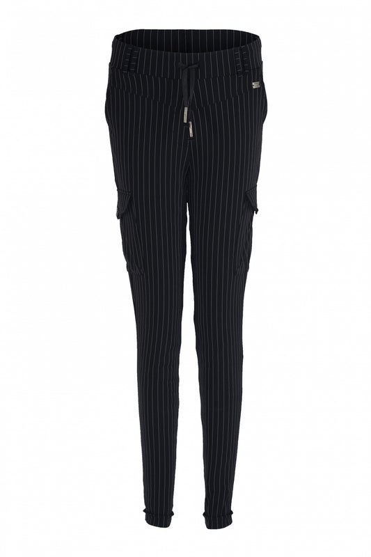 Karin | Pinstripe Black