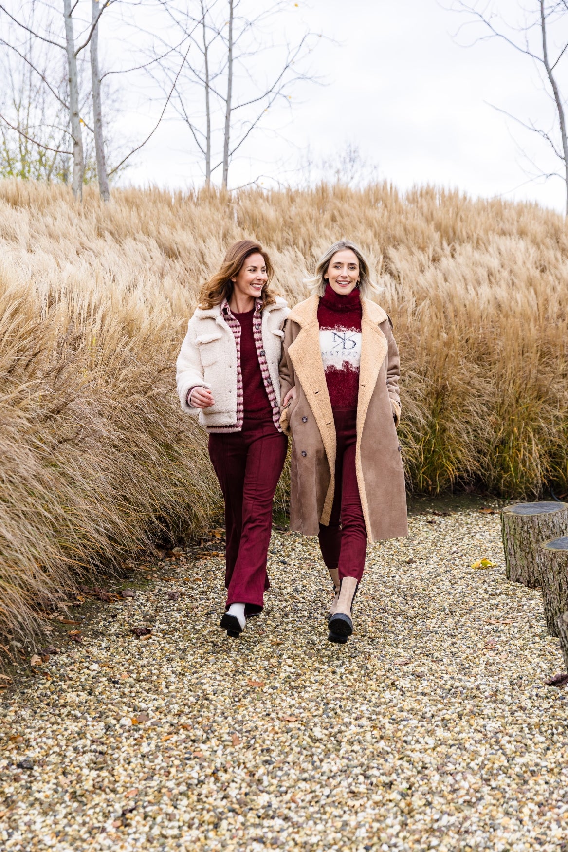 Victoria 1/2 SS-RMJ Furry Knit | Rhubarb Red