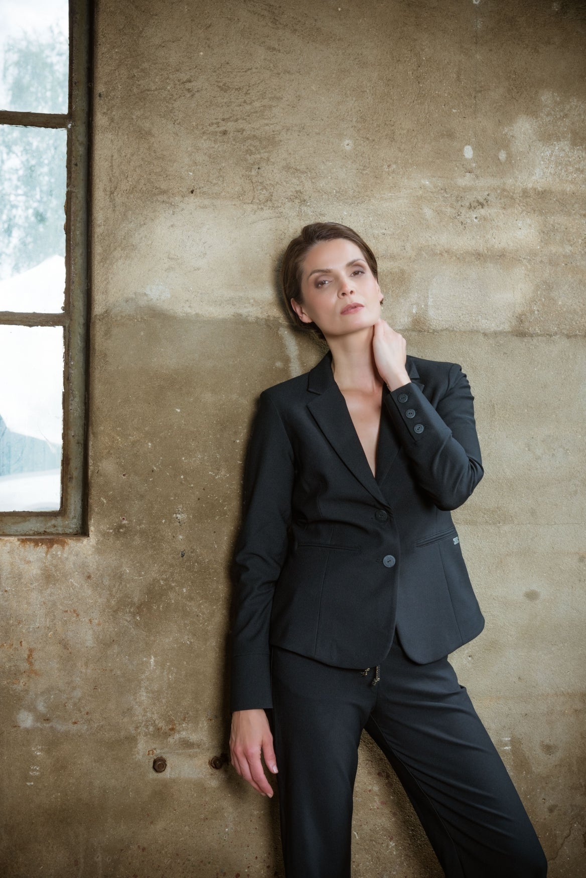 Romee Basic Travel | Black