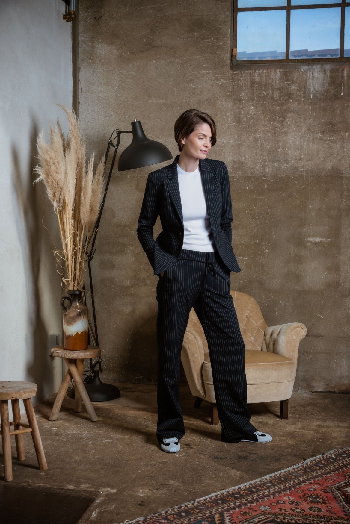 Romee | Pinstripe Black