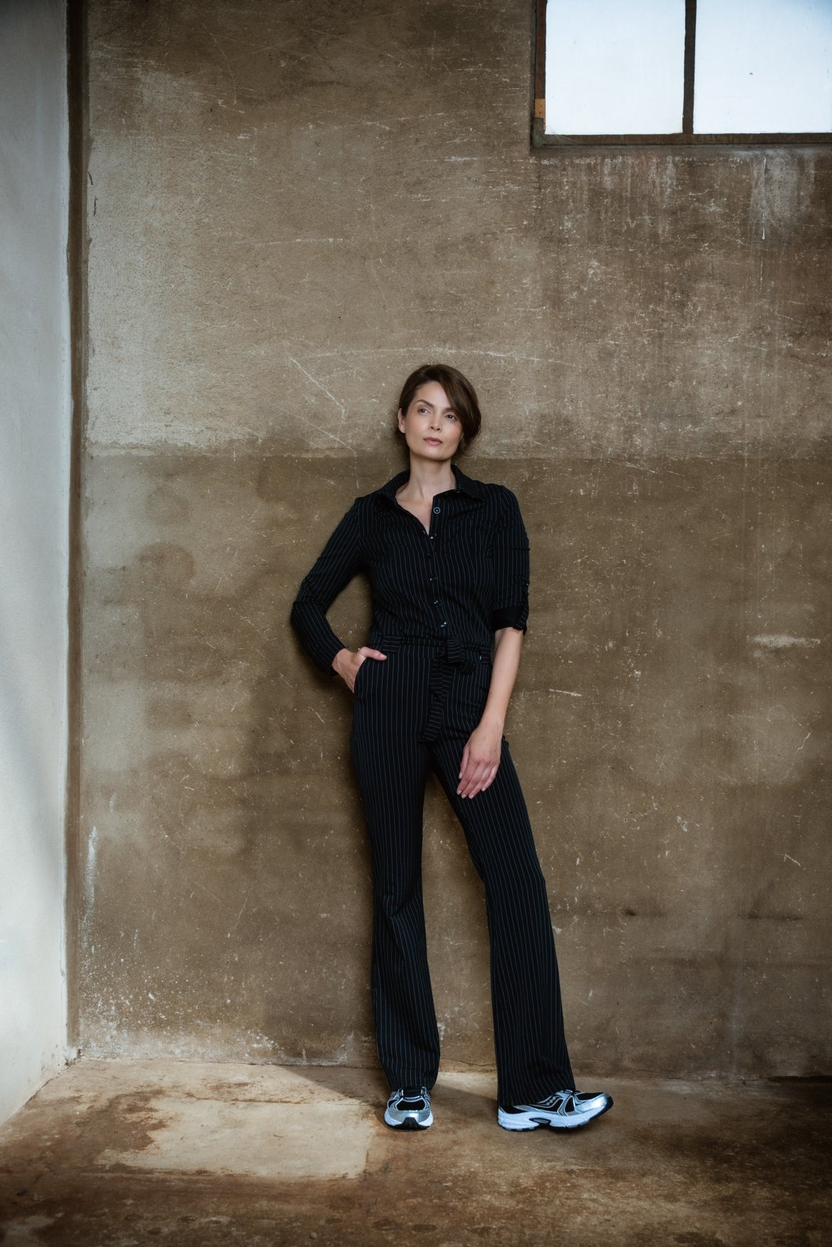 Mara LS | Pinstripe Black