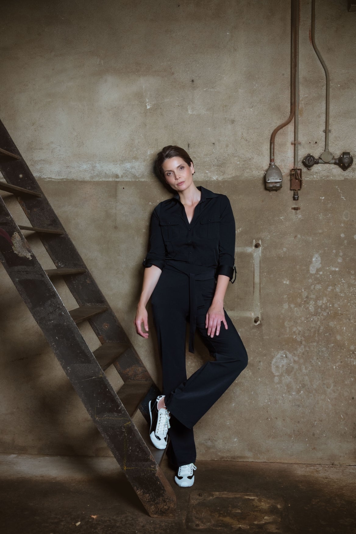 Gwen O Basic Travel | Black