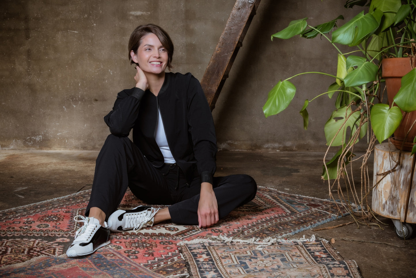 Bomber Basic Travel | Black